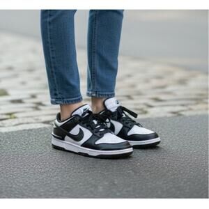 Nike Dunk Low Twist Panda Womens sz 7.5